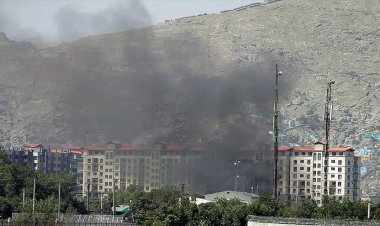 قتلى وجرحى بانفجار كبير في محيط مطار كابل بينهم عسكريون أمريكيون