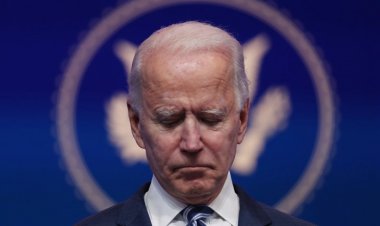 نواب جمهوريون يدعون لإستقالة أو إقالة بايدن  بعد هجوم كابول