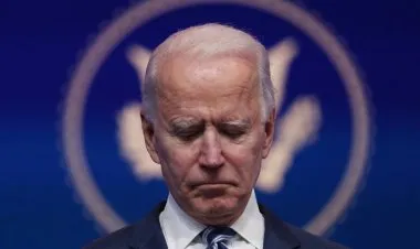 نواب جمهوريون يدعون لإستقالة أو إقالة بايدن  بعد هجوم كابول