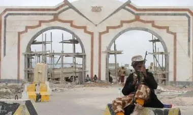 ضابط في قوات «الشرعية» يفضح الطرف الحقيقي المتورط في حادثة هجوم قاعدة العند