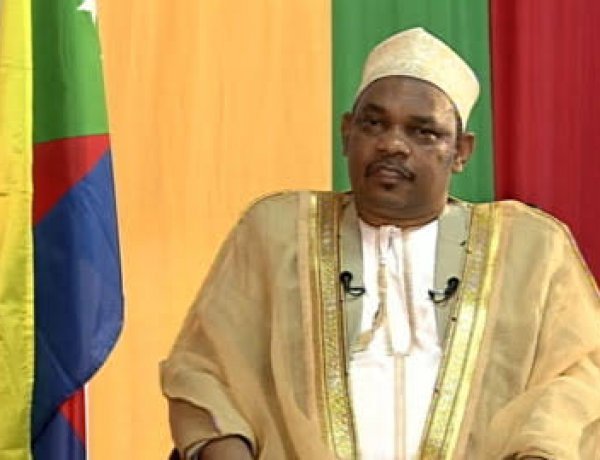 جزر القمر تستدعي سفيرها في القاهرة على خلفية تصريحات مؤكدة لمصر والسودان في ملف  سد النهضة