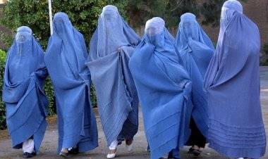 جنود أمريكان يهربون من طالبان بالبرقع والملابس النسائية