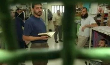 أسرى حماس ينشرون قائمة ضباط في السجون سوف  يستهدفونهم  بشكل مباشر