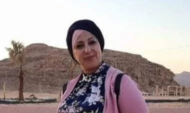 الفنانة التشكيلية الفلسطينية أحلام بهنسي تشارك في ملتقى الفن والجمال الثالث في العقبة