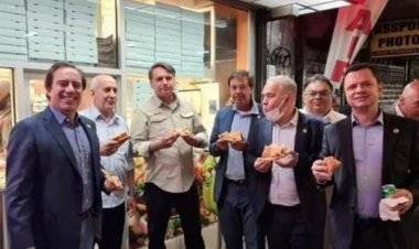 مطعم يجبرالرئيس البرازيلي تناول البيتزا في الشارع