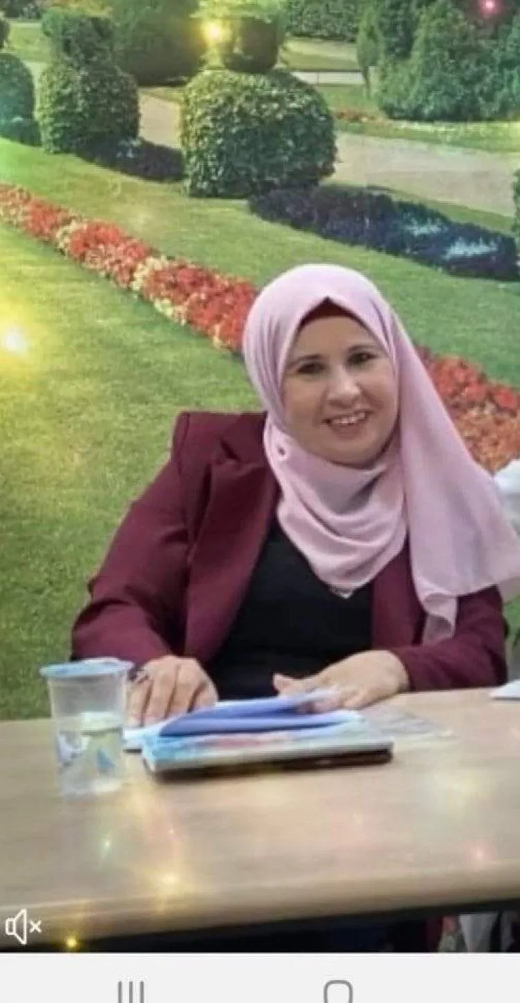 شاكر فريد حسن يحاور القاصة والروائية الفلسطينية إسراء عبوشي