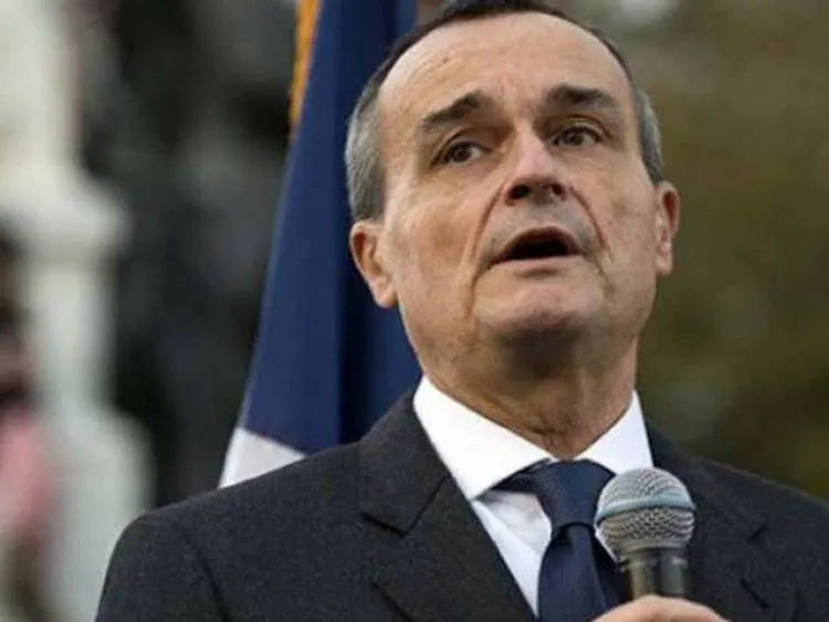 واشنطن تعرب عن أسفها لاستدعاء باريس سفيرها لدى الولايات المتحدة