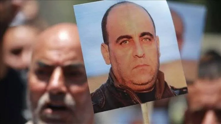 عائلة نزار بنات تتهم الأمن الفلسطيني بالتعرض لأفرادها