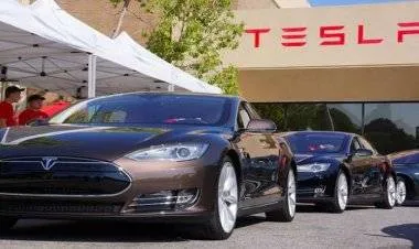 حكم قضائي بتعويض عامل سابق في شركة تسلا، بـ 137 مليون دولار بسبب العنصرية