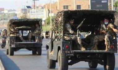 الجيش اللبناني يضبط نحو 28 طنا من مادة نيترات الأمونيوم القابلة للانفجار داخل محطة محروقات في بلدة عرسال شرقي البلاد