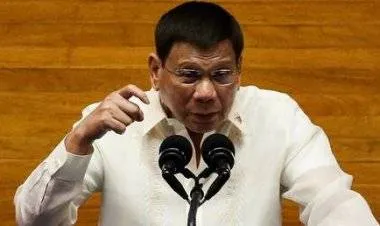 رئيس الفلبين يقدم وصفة غريبة للتعامل مع رافضي تلقي لقاح كورونا