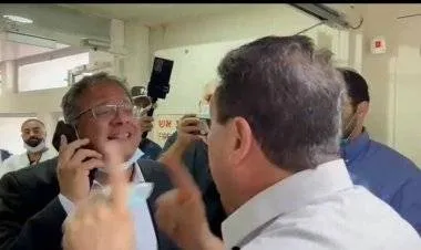 عراك بين أيمن عودة ونائب إسرائيلي متطرف أراد دخول غرفة أسير مضرب عن الطعام