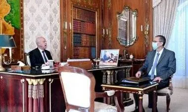 الرئيس التونسي: من ينادون بحوار وطني اليوم متورطون في قضايا فساد ورشوة (فيديو)
