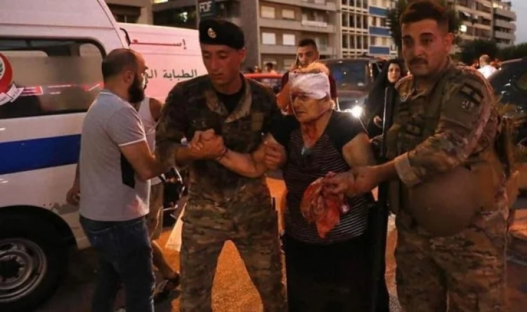 اتصالات سياسية وأمنية مكثّفة في لبنان لحل عقدتَي حادث الطيونة وتحقيق المرفأ