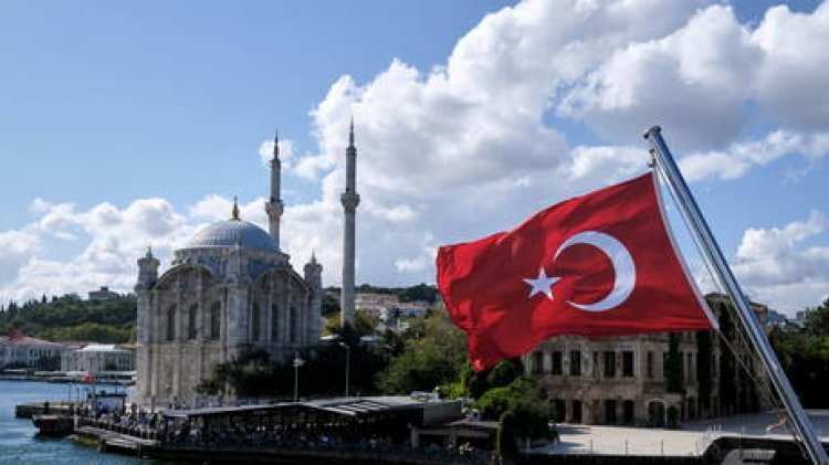 تركيا تكشف عن منظومة جديدة من الطائرات المسيرة الهجومية