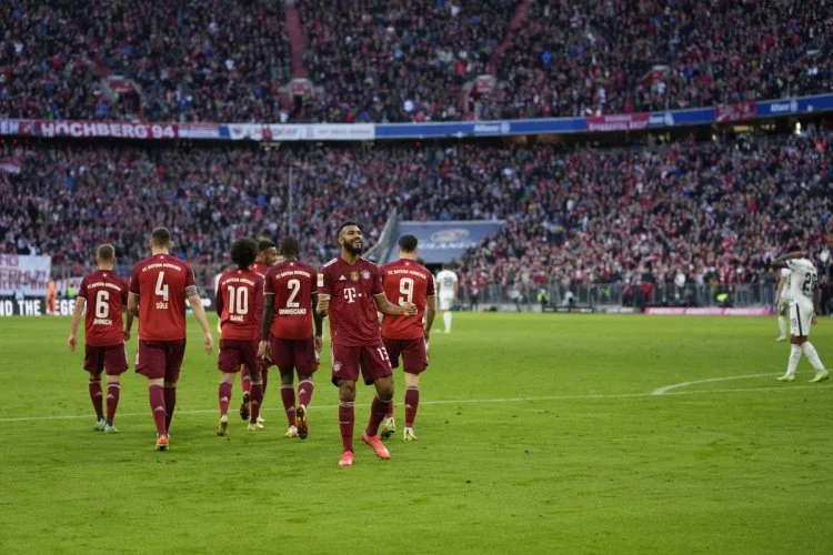 بايرن ميونيخ يسحق هوفنهايم وبوروسيا دورتموند يتجاوز أرمينيا بيليفيلد