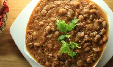 الغرفة التجارية المصرية :  ارتفاع أسعار الفول والعدس بنسبة 20%