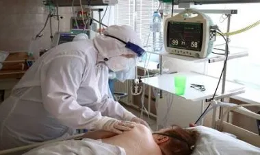 أخصائي مناعة يكشف عارض غير متوقع من فيروس كورونا: يؤدي للوفاة