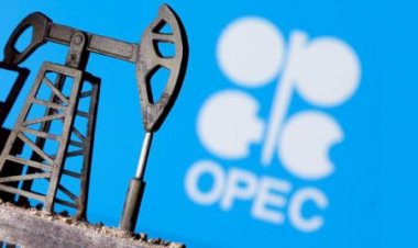 «أوبك بلس» تتمسك بخططها في وجه الضغوط