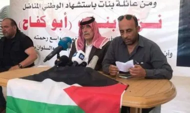 عائلة بنات: السلطة تلاحق 14 فردًا من أبناء العائلة أحدهم مسنّ