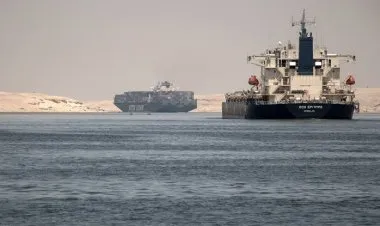 صحيفة عربية: مصر توجه رسالة شديدة اللهجة للحوثيين بشأن أمن الملاحة في باب المندب والبحر الأحمر.