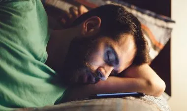 النوم لفترات طويلة كارثي ويؤثر على العقل