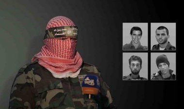 قيادي في حماس يلمّح لمفاجأة بشأن مصير أسرى الاحتلال