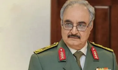 خليفة حفتر، يعلن ترشحه للانتخابات الرئاسية في ليبيا
