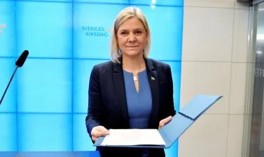 بعد ساعات على تعيينها.. أول رئيسة وزراء بالسويد تستقيل