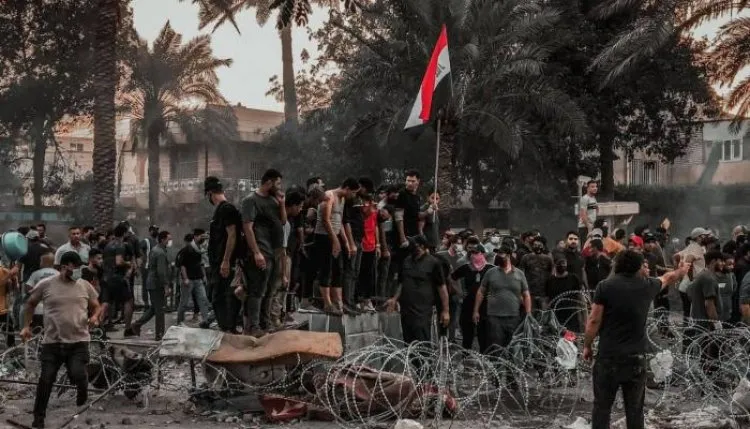 الكاظمي يوجه بتحقيق في أحداث المنطقة الخضراء ببغداد