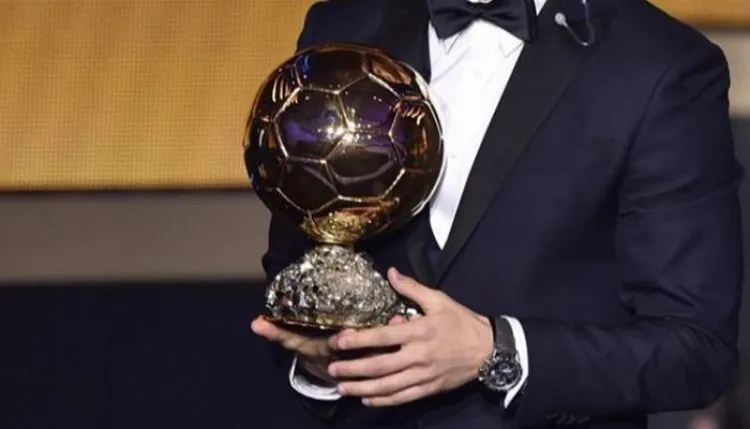 تسريب جديد يكشف فوز ميسي بالكرة الذهبية 2021