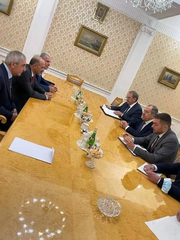 لافروف يلتقي وفد جبهة السلام والحرية السوري المعارض في موسكو