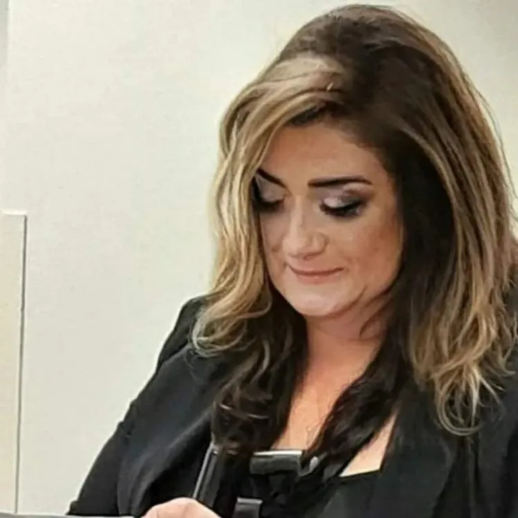 حول كتاب ذكريات في تقاطع الألوان لناهد الزعبي 