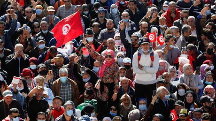 حركة النهضة التونسية تستنكر منع متظاهرين من الوصول إلى العاصمة والاعتداء عليهم