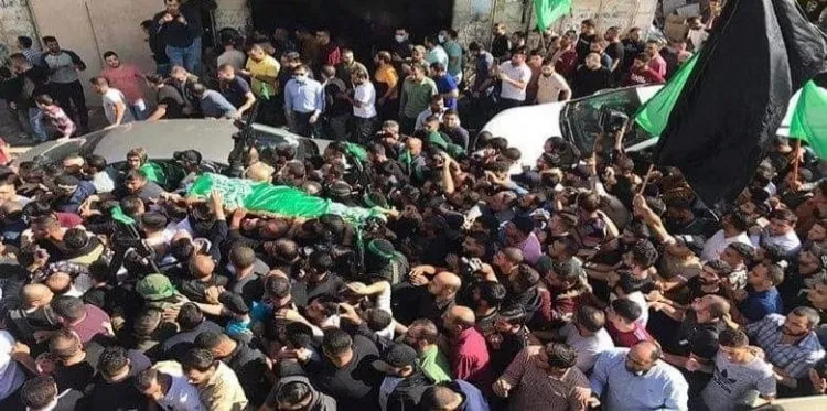 قناة عبرية: جنازة القائد الحمساوي وصفي قبها أغضبت محمود عباس، وأذهلت جهاز الأمن الإسرائيلي،