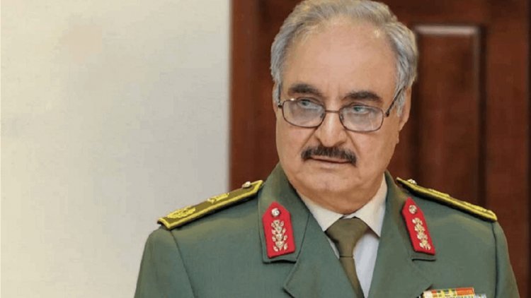 خليفة حفتر، يعلن ترشحه للانتخابات الرئاسية في ليبيا