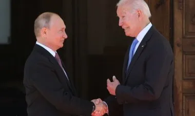 المخابرات الأميركية تحذر من هجوم روسي محتمل مطلع 2022