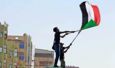 القوى المدنية في السودان تتمسك برفض اتفاق حمدوك البرهان