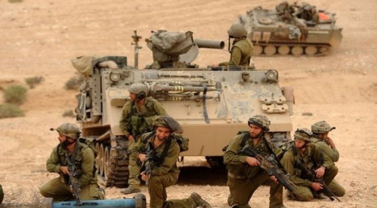 جيش الاحتلال يُعلن عن تنفيذ هجمات على مواقع "حماس" رداً على إطلاق الصواريخ