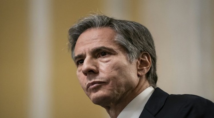 بلينكن يتعهّد بإعادة النظر فوراً بقرار ترامب ضد انصار الله