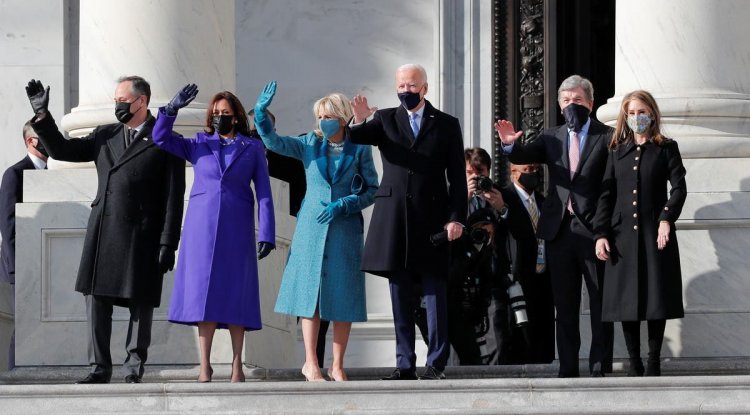 الموضة والأزياء والألوان تخطف الأضواء في حفل تنصيب بايدن