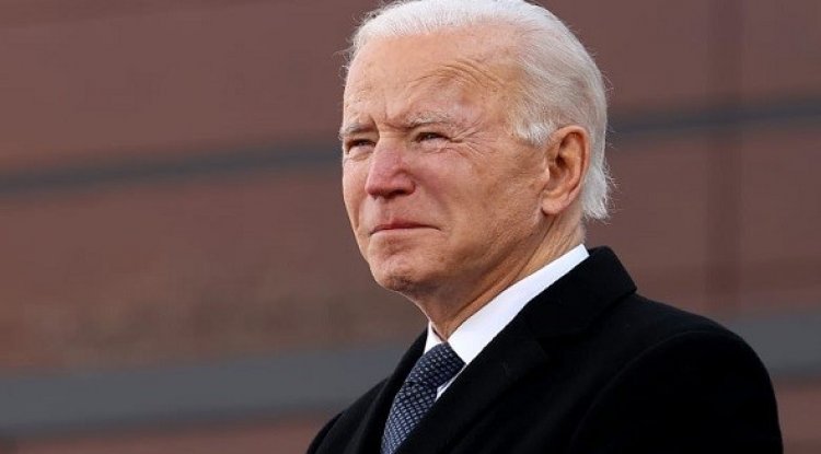 بايدن يزيل تمثال تشرشل من المكتب البيضاوي ويستبدله بـ فلاح أمريكي