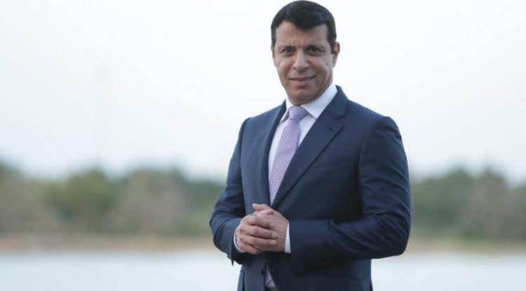 صحيفة عربية: دحلان بدأ في تعزيز نفوذه بالضفة ويعتبر الانتخابات فرصة ذهبية لإثبات ثقله