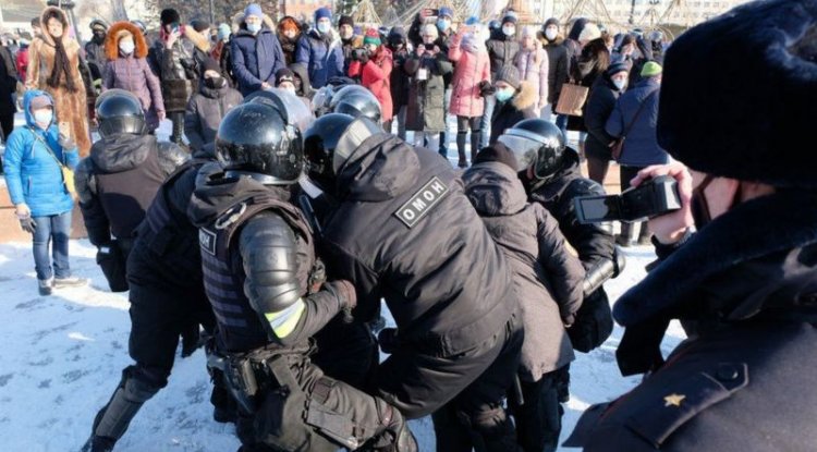اعتقال العشرات خلال احتجاجات في 60 مدينة روسية