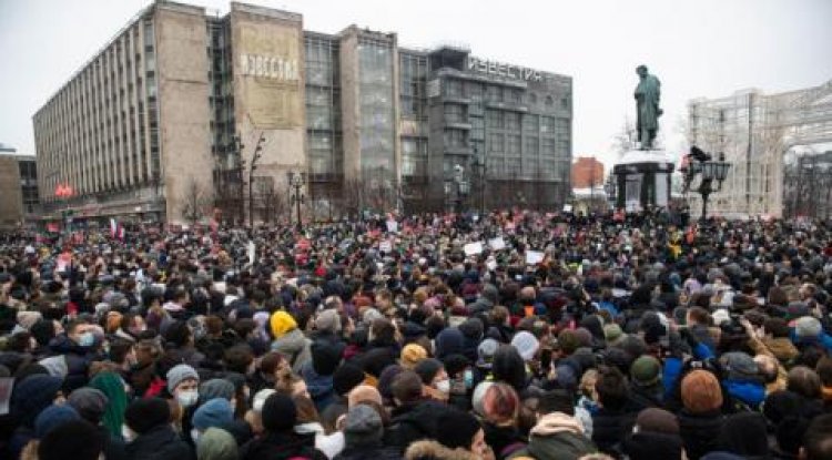 مظاهرات حاشدة في روسيا تطالب بإطلاق نافالني