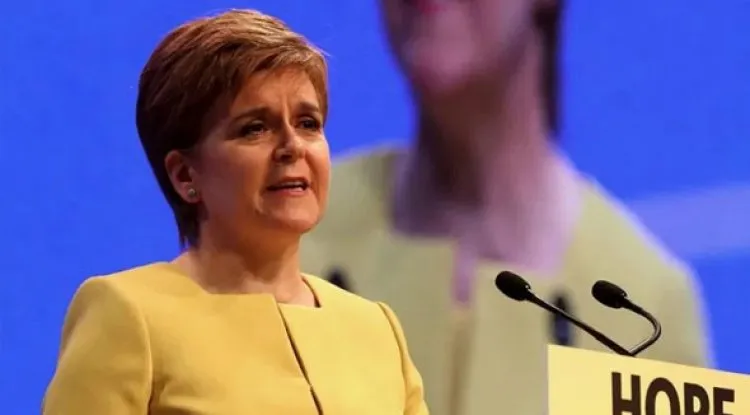 اسكتلندا تهدد بإجراء استفتاء للاستقلال عن بريطانيا