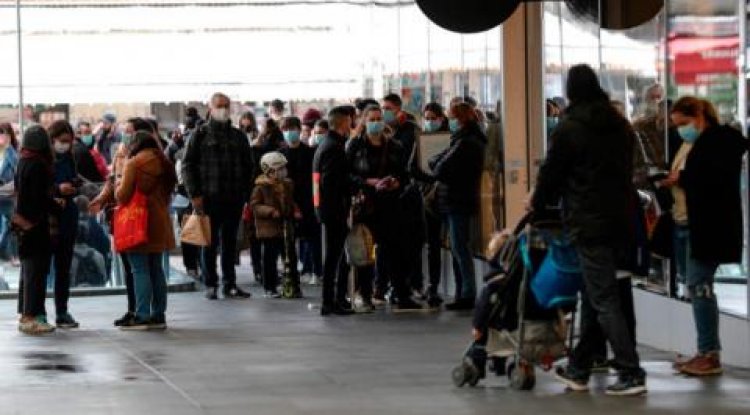 قيود أوروبية جديدة على السفر لصد «كورونا المتحور»