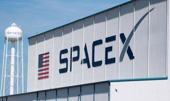 SpaceX تطلق بنجاح 60 قمراً صناعياً آخر من شبكة Starlink إلى الفضاء