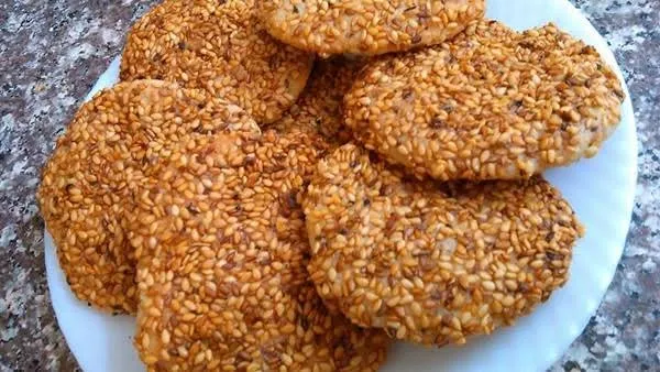 البرازق بالفستق الحلبي