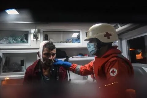 حريق في سراي طرابلس،  وارتفاع عدد جرحى الاشتباكات